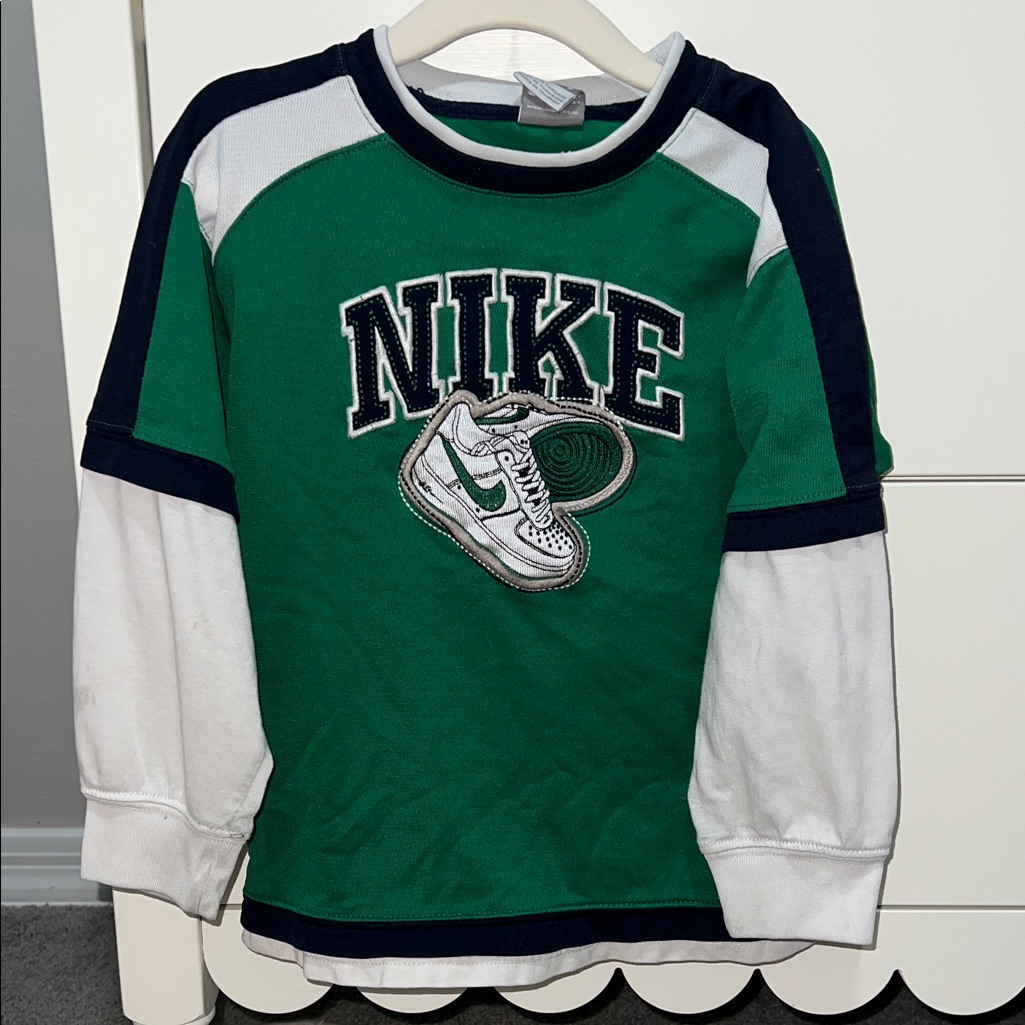 Vintage Y2k Nike Embroidered Green, White, And Black Long Sleeve Tee Air Forces